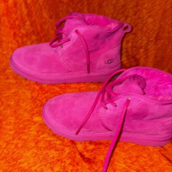 UGG Women's Pink Ankle Boots - Picture 3 of 9